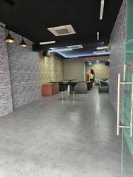 Parkview Square (D7), Retail #455392311